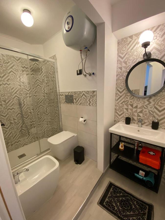 Casa Zinzuledda Cagliari Apartment Bagian luar foto